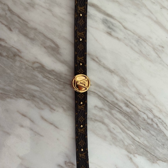 Louis Vuitton Reversible Leather Bracelet - Picture 4 of 4